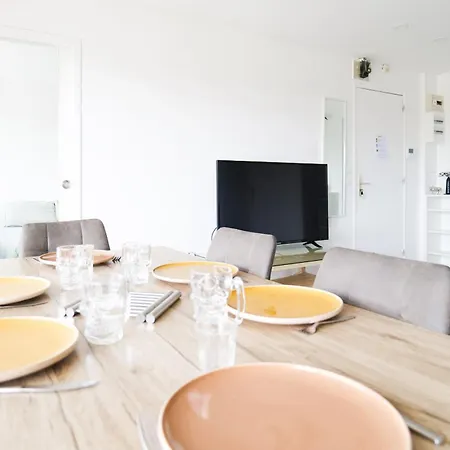 Apartment Quartier Banchais, Proche Parc Balzac, - 6 Personnes